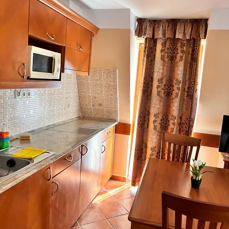Apartment Phoenix Spa Apartman House Heviz