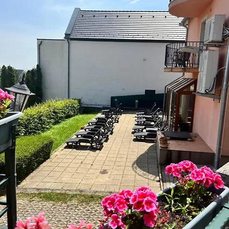 Phoenix House Hévíz